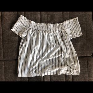 Off-the-shoulder Top